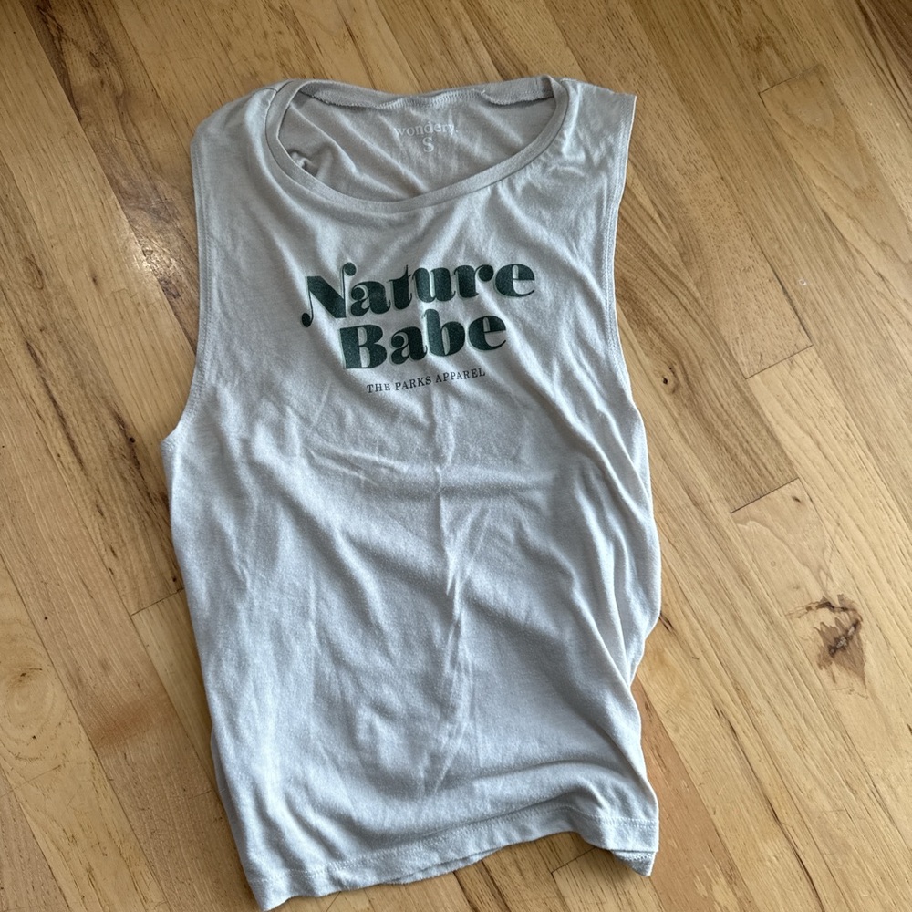 Wondery Nature Babe Sleeveless Top